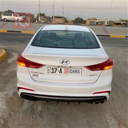هیوندای ئەلەنترا